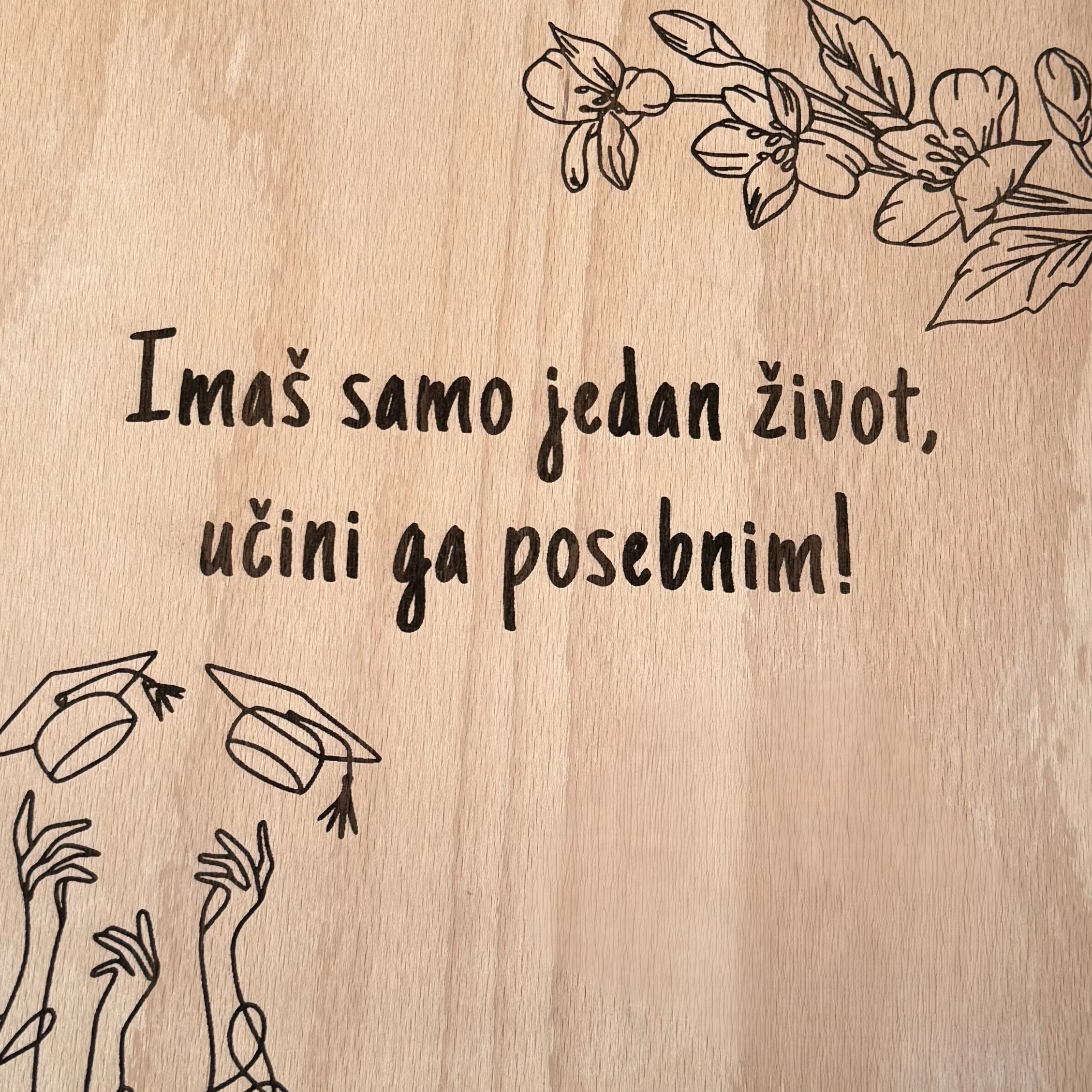 Graviranje teksta na drvetu
